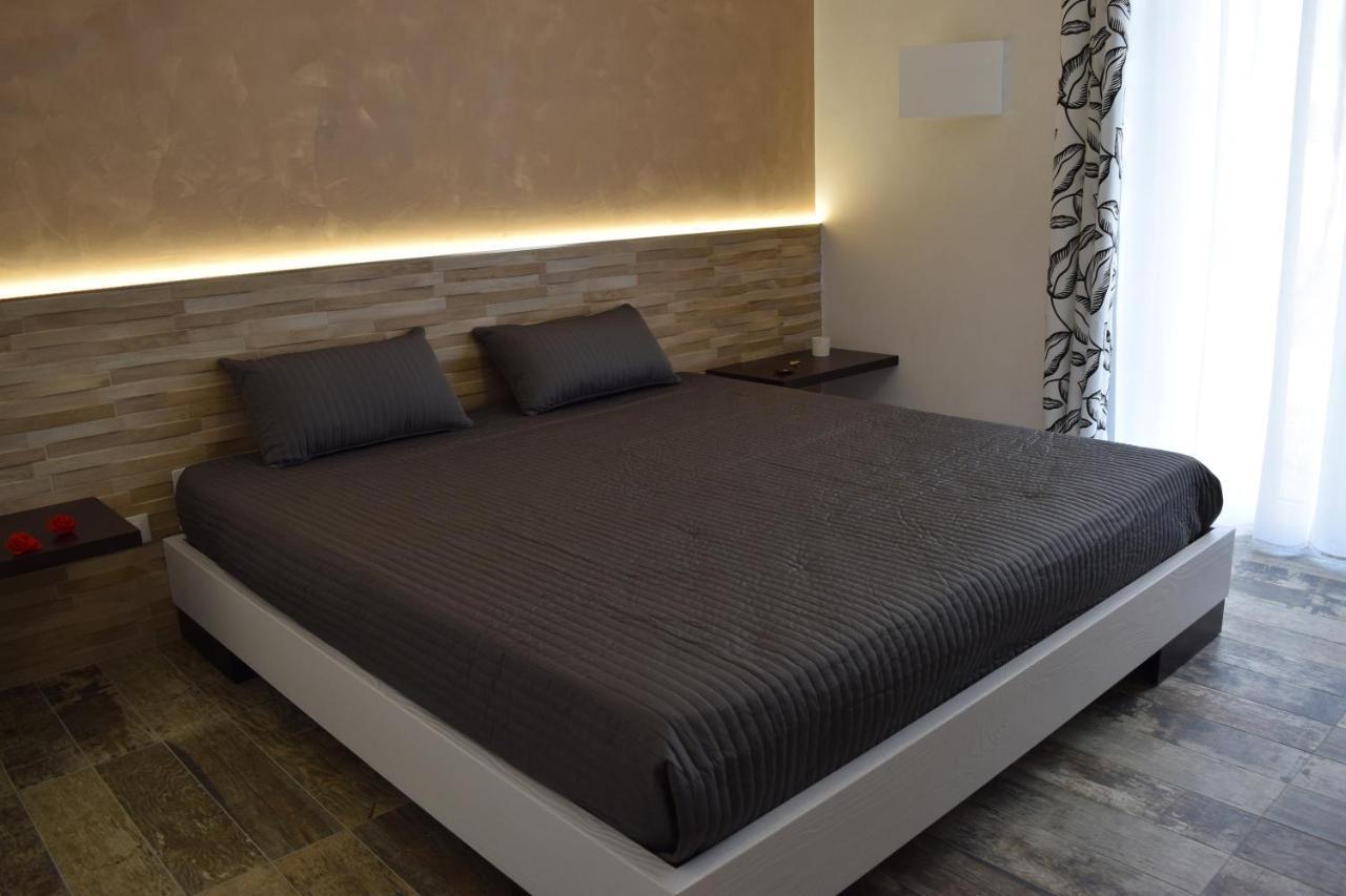La Suite Negli Orti Lizzanello ภายนอก รูปภาพ
