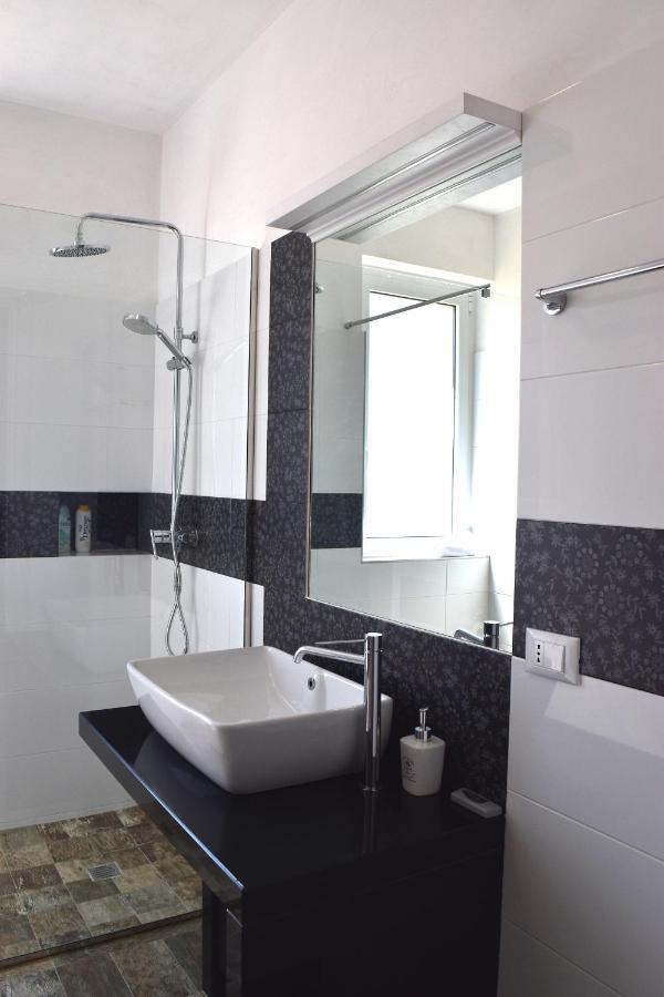 La Suite Negli Orti Lizzanello ภายนอก รูปภาพ